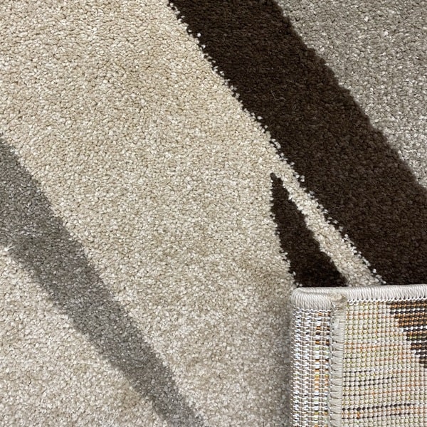 Модерен килим - Ирис 584 Бежов - детайл - 3